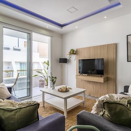 Beach Daze 1-BR Apt By Finikoudes Beach Larnaka Exterior foto